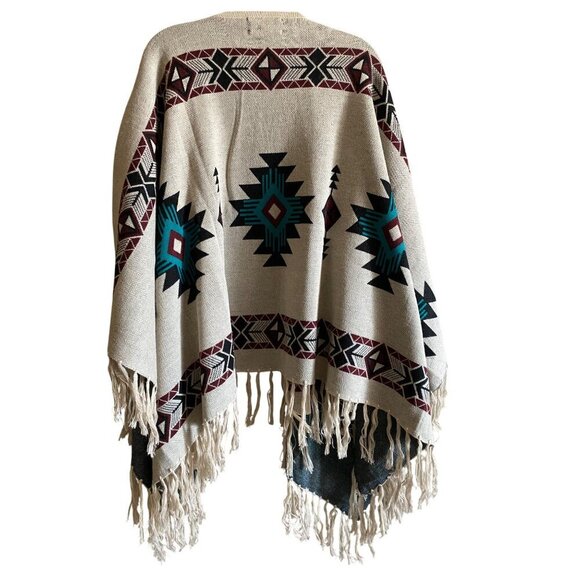 Lucchese Lightweight Alpaca Cape Peruvian Poncho One Size Beige Multi Coastal - Picture 2 of 6